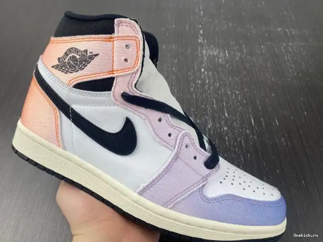One Kick OG Retro DX0054-805 Jordan 1 Skyline High 0530